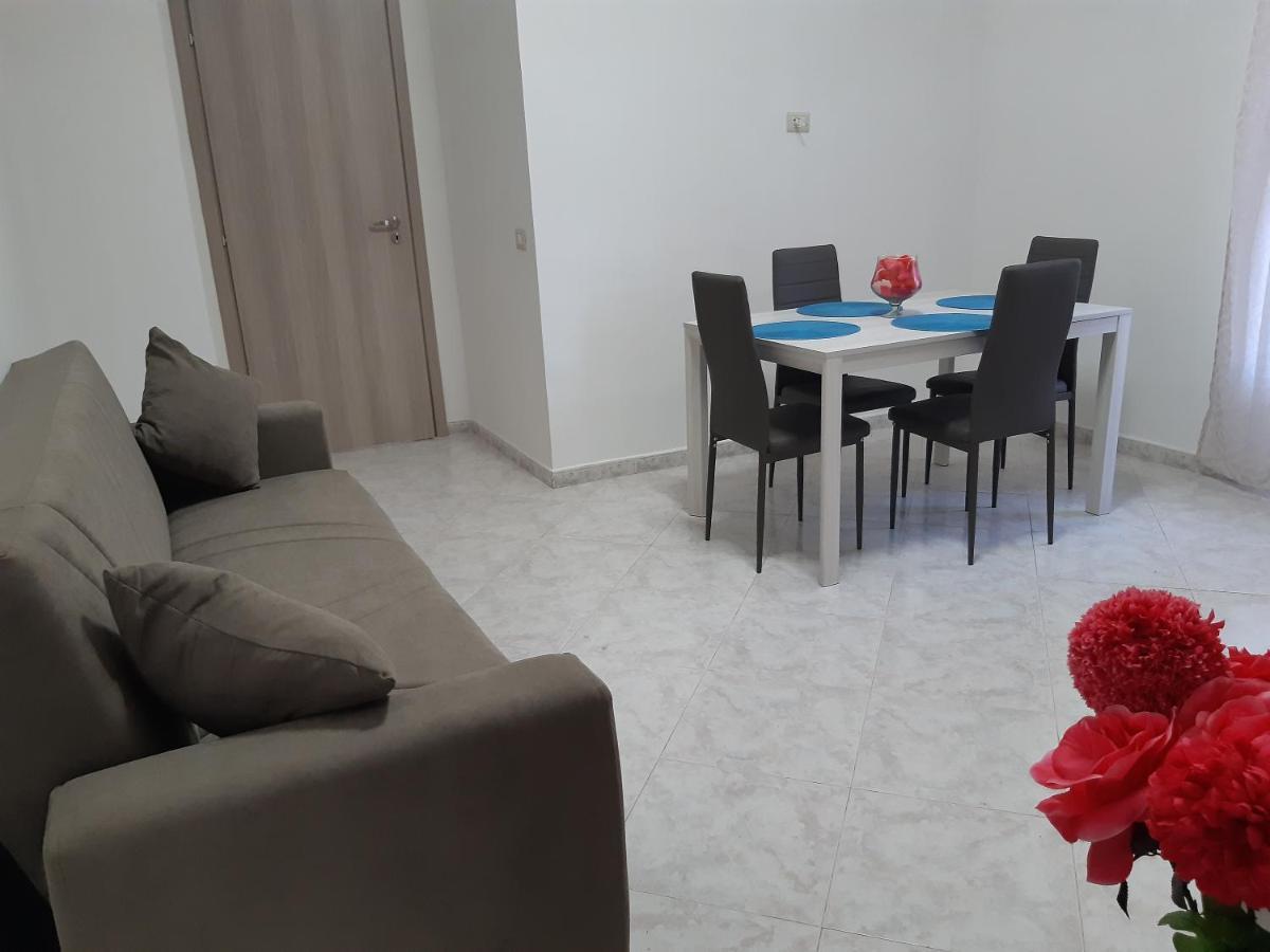 Stabia Vacanze 카스텔라마레디스타비아 외부 사진